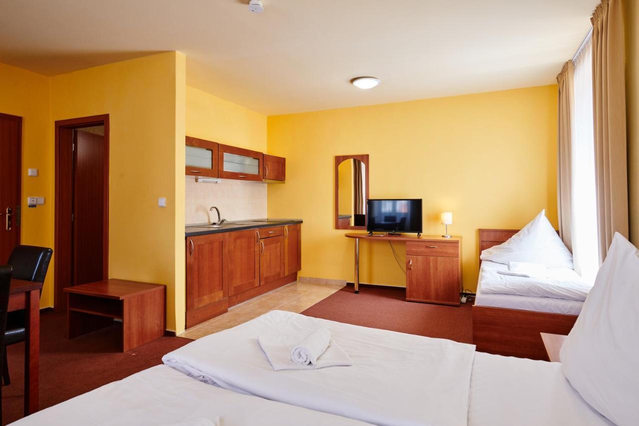 וימפרק Hotel Zlata Hvezda מראה חיצוני תמונה