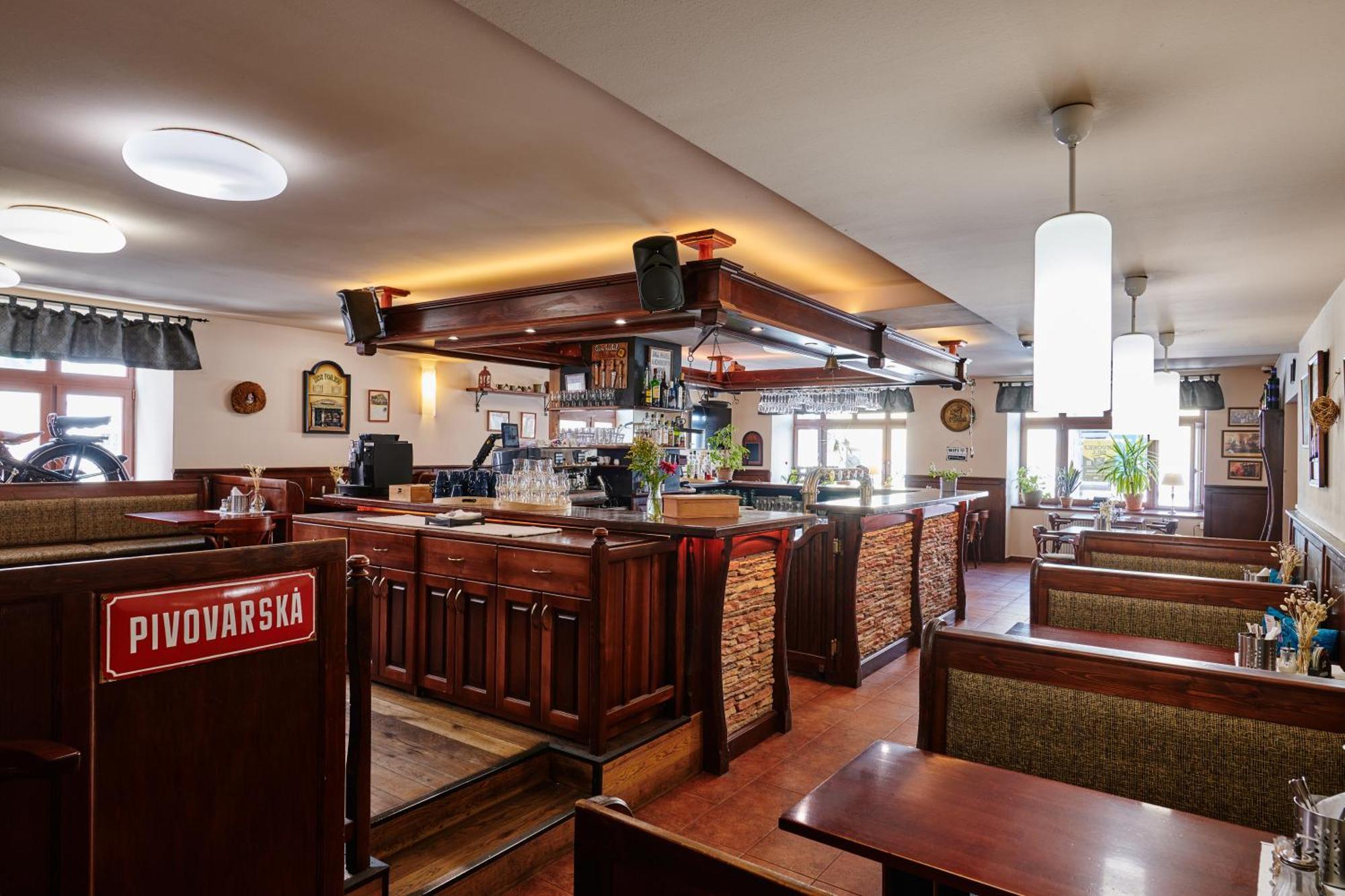 וימפרק Hotel Zlata Hvezda מראה חיצוני תמונה